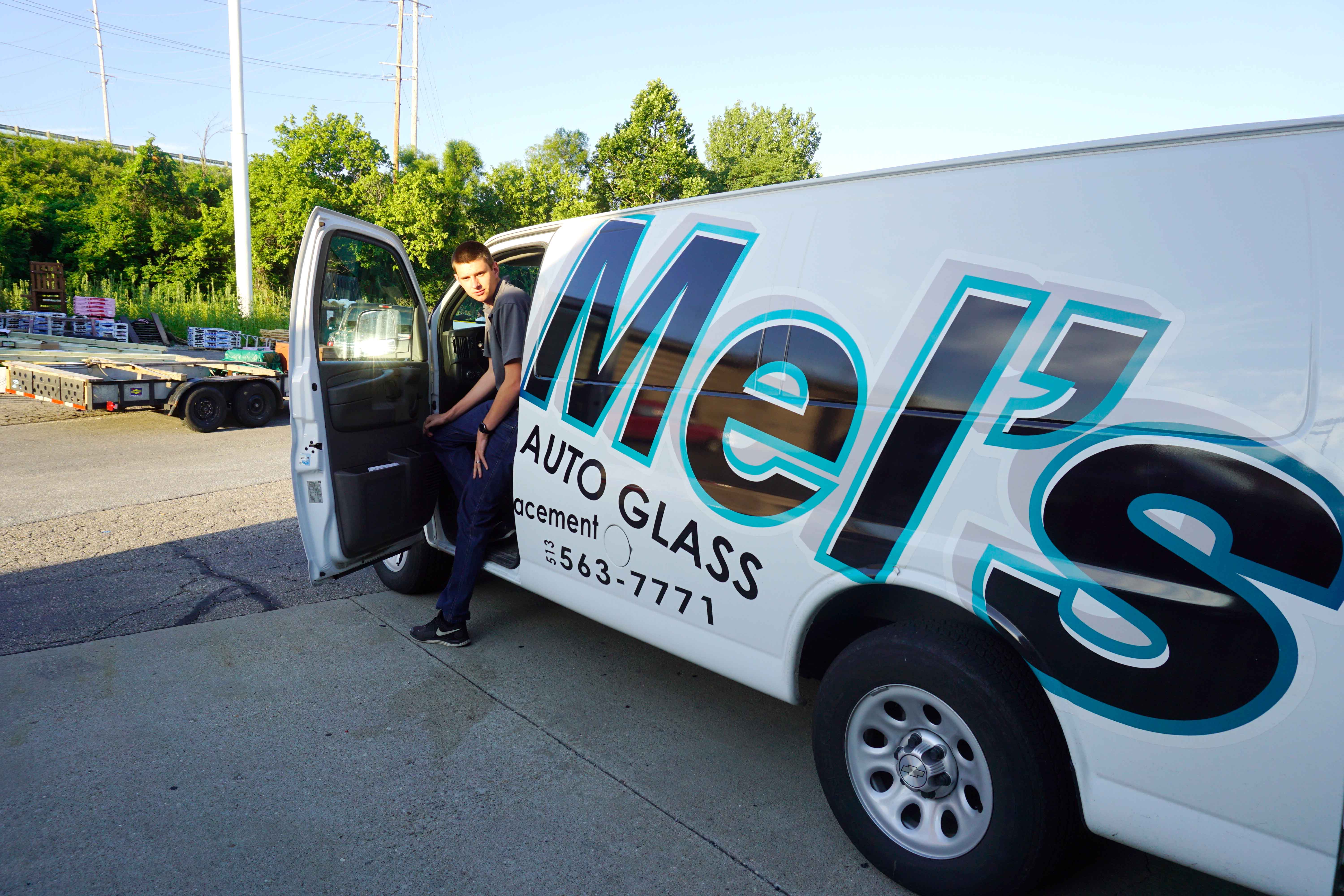 Mel's Auto Glass Dayton